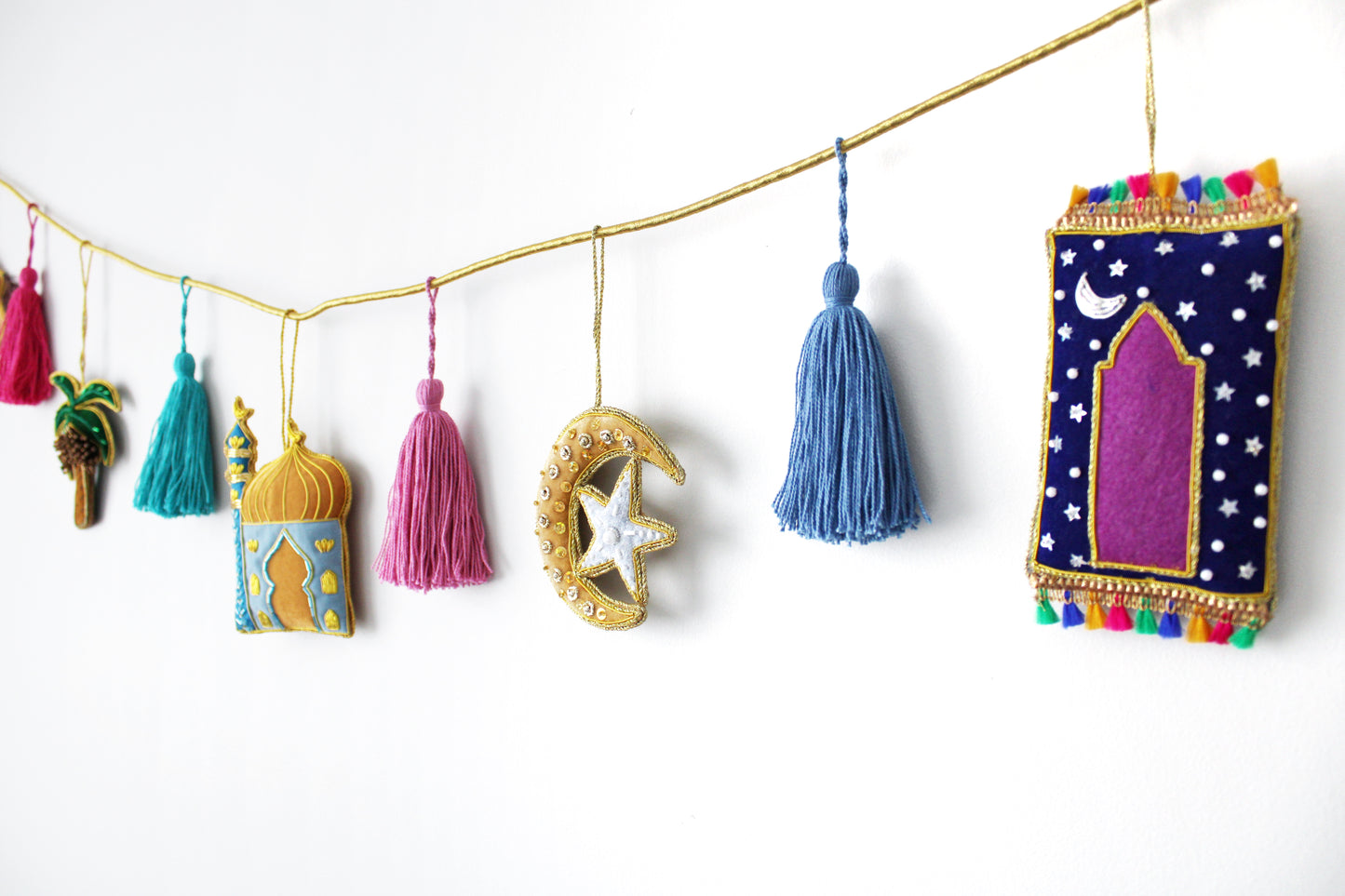 Build-Your-Banner Individual Heirloom Ornaments