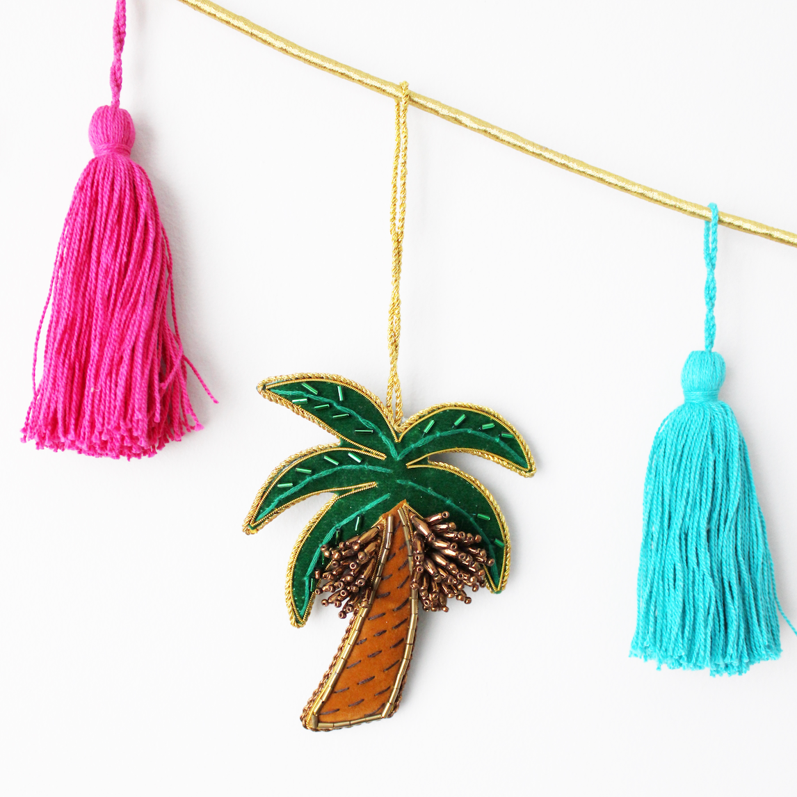 30 Piece Bundle Heirloom Ornaments Collection