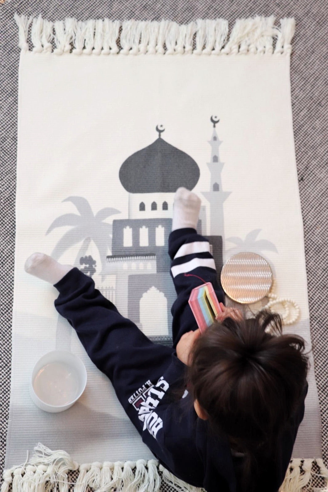 Monochromatic Children’s Fabric Prayer Mat