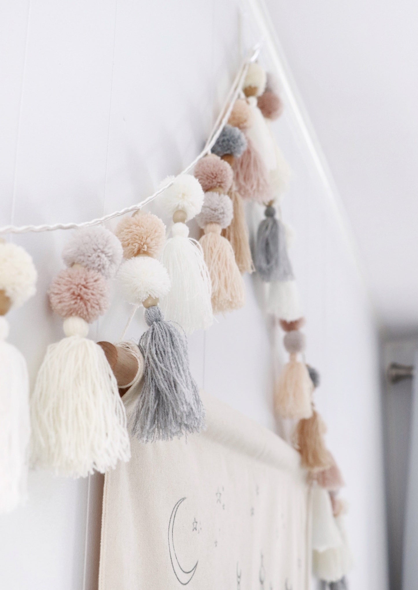 Beige Decorative Festive Tassel Garland